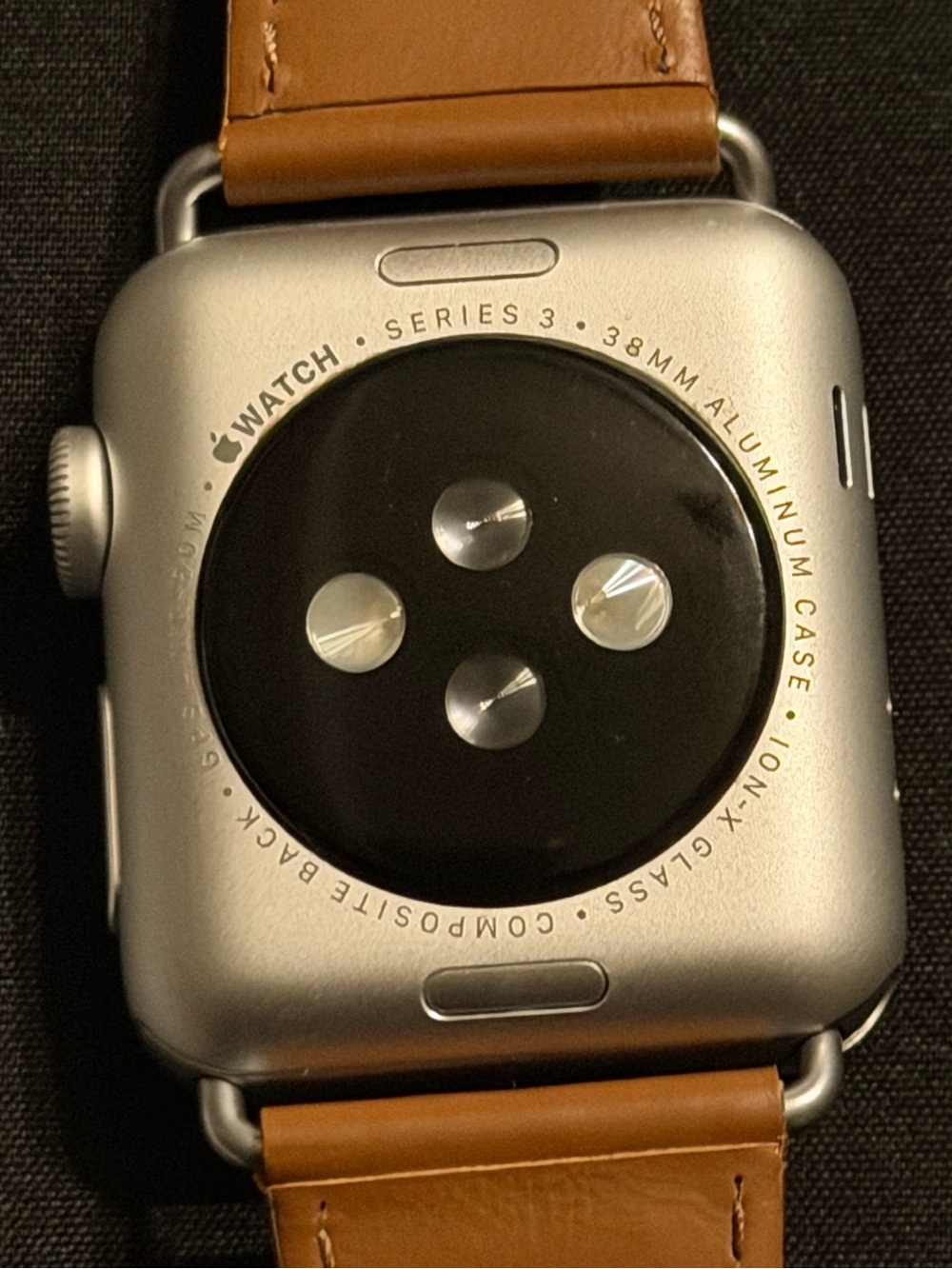Apple Watch Series 3 silver 38MM - Picture 4 of 6